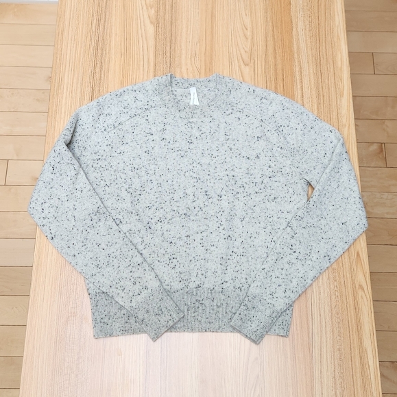 Babaton Cashmere Sweater - Picture 6 of 15